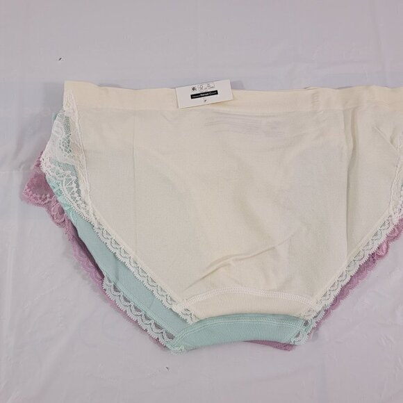 Secret Treasures 3-Pack Seamless Stretch Lace Trim Bikini Panties – Size Small - Picture 2 of 13